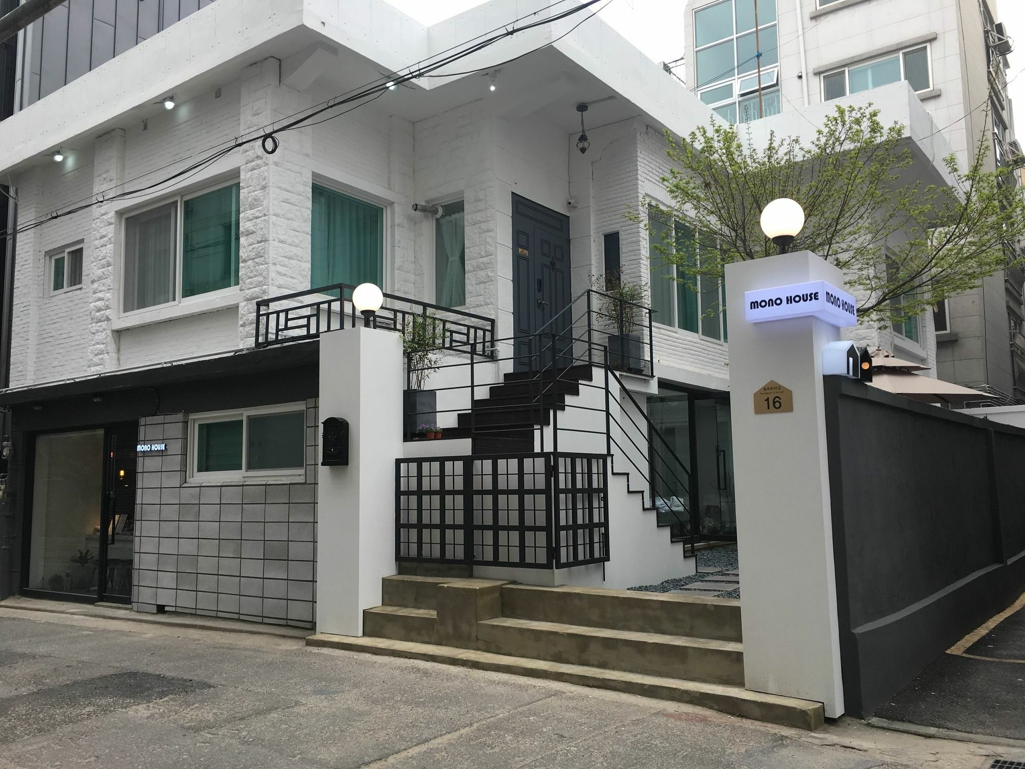 โมโน เฮาส์ ฮงแด 2 Hotel โซล ภายนอก รูปภาพ
